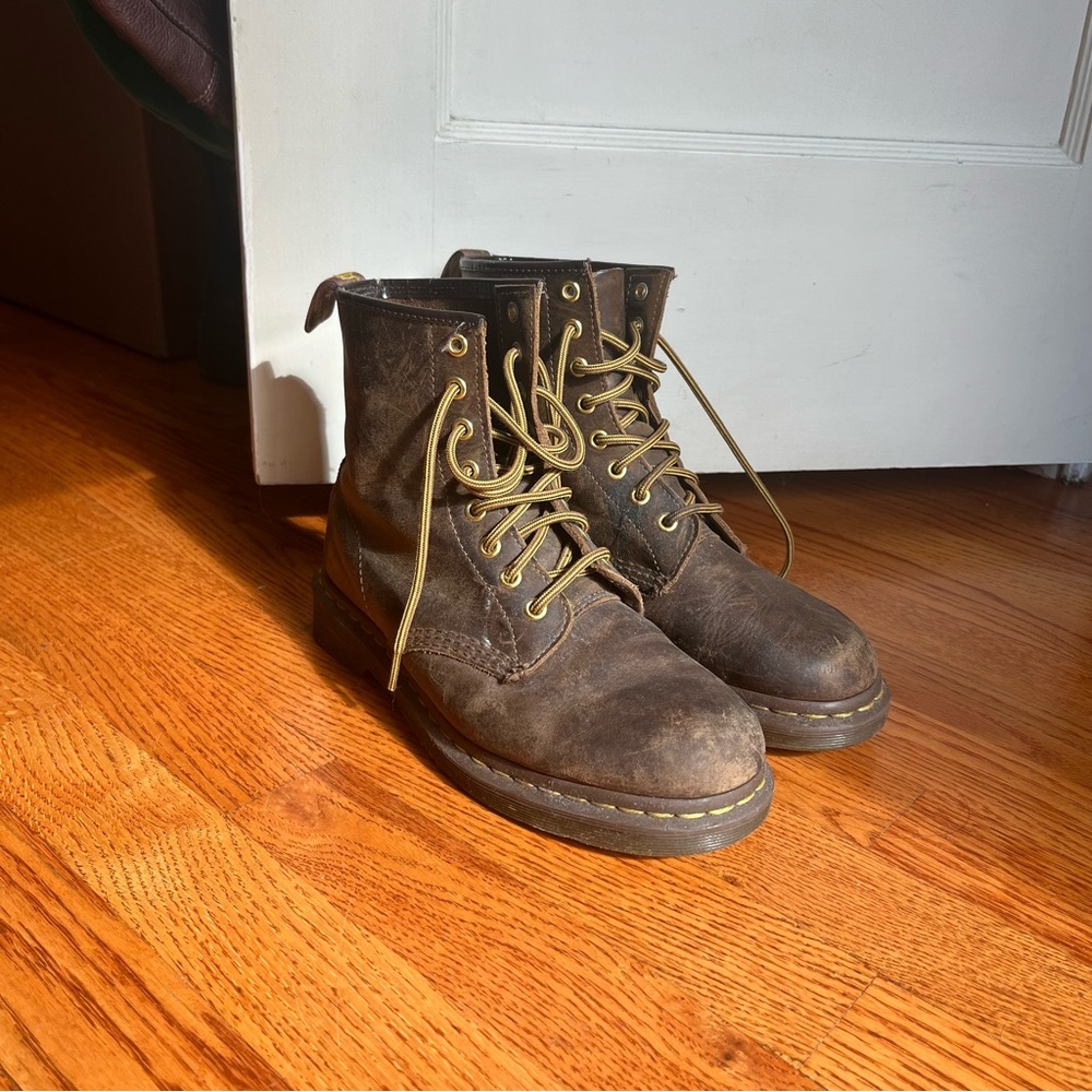 Dr Martens 1460 Crazy Horse — FINAL PRICE DROP!